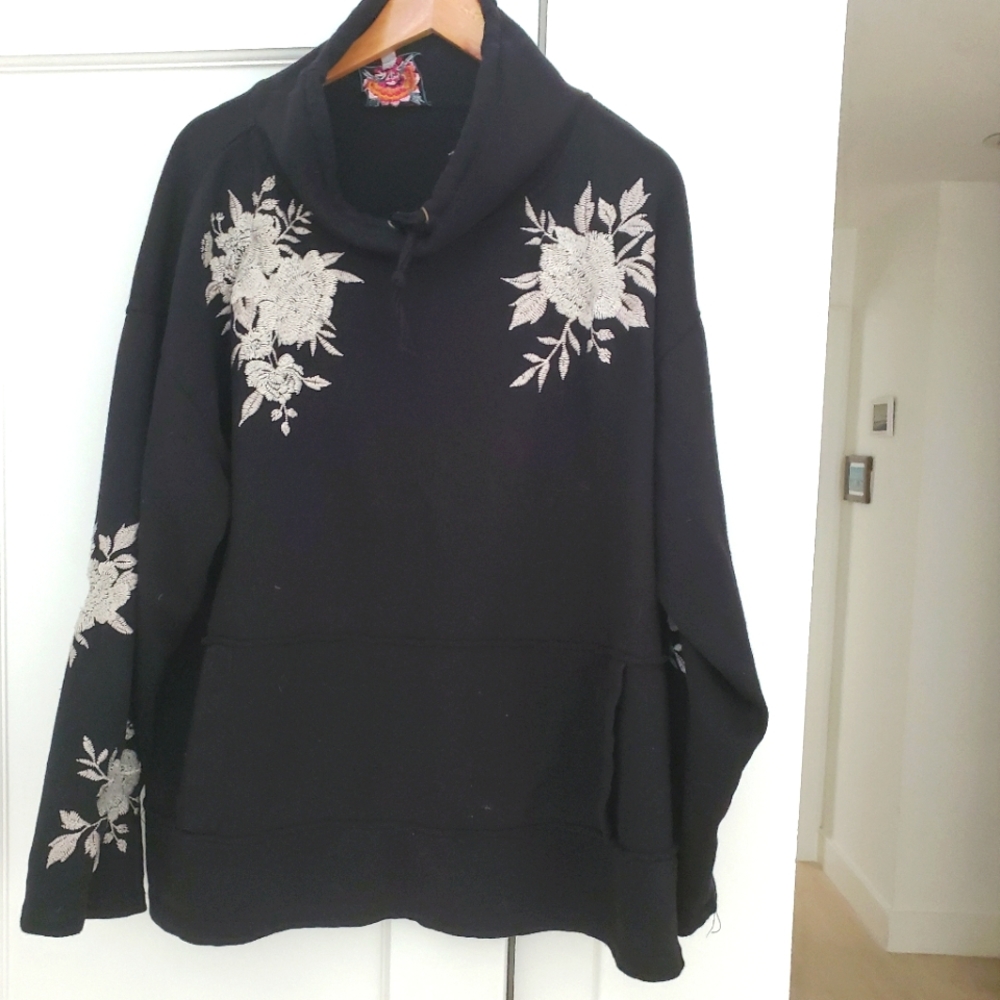 Johnny Was floral black sweat shirt